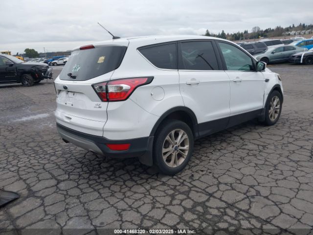 1FMCU9GD9HUC67846 Ford ESCAPE SE
