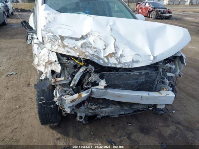1C4NJDEB8GD757798 Jeep Compass Latitude