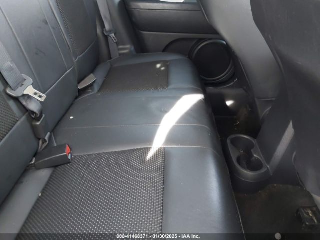 1C4NJDEB8GD757798 Jeep Compass Latitude