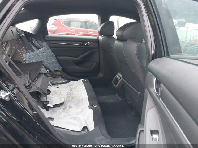 1HGCV1F38NA118127 Honda Accord Sport