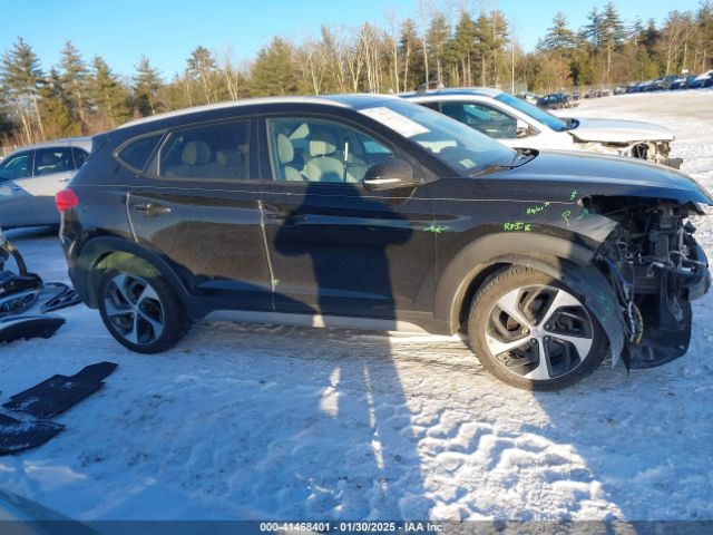 KM8J3CA27HU410971 Hyundai Tucson Sport