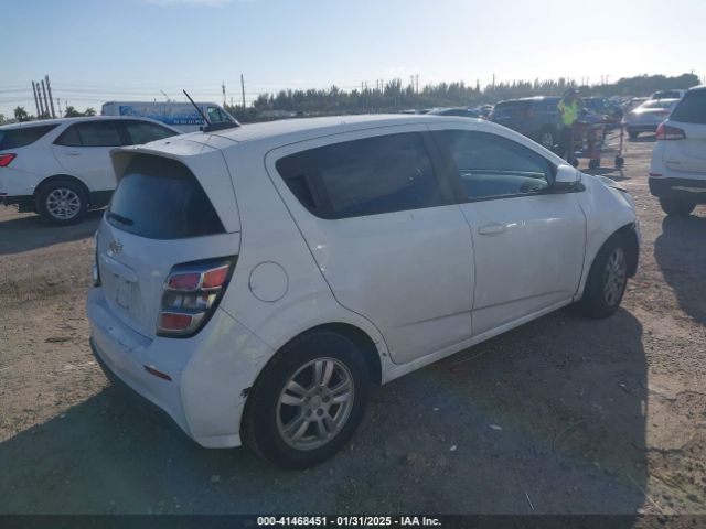 1G1JG6SH2H4166023 Chevrolet Sonic Lt Auto