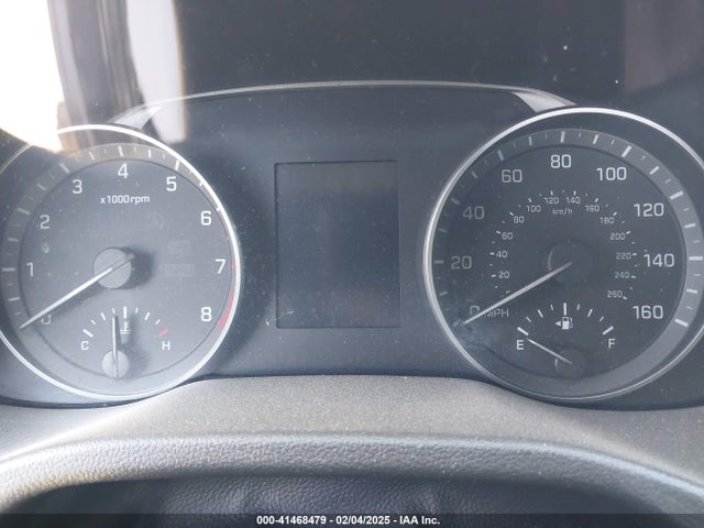 5NPD84LF5JH266622 Hyundai ELANTRA SEL