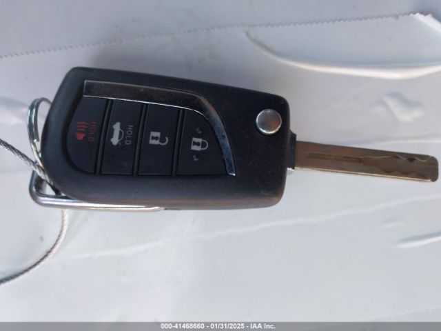 4T1B11HK1KU803490 Toyota CAMRY LE