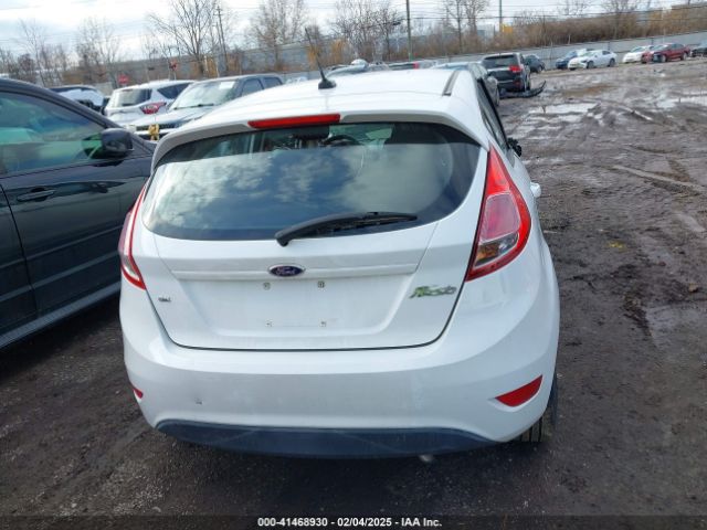 3FADP4EJ3GM112391 Ford FIESTA SE