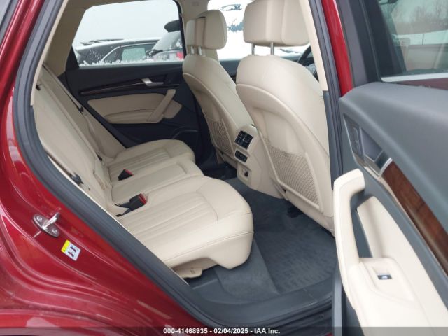 WA1BNAFY3K2125637 Audi Q5 45 Premium