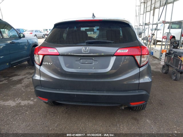 3CZRU5H3XKG708143 Honda HR-V LX