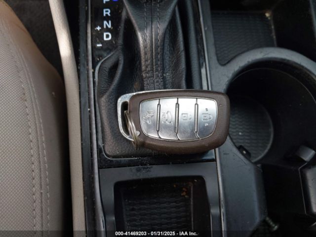 KM8J33A2XGU030795 Hyundai Tucson Sport