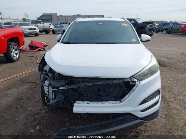 KM8J33A2XGU030795 Hyundai Tucson Sport