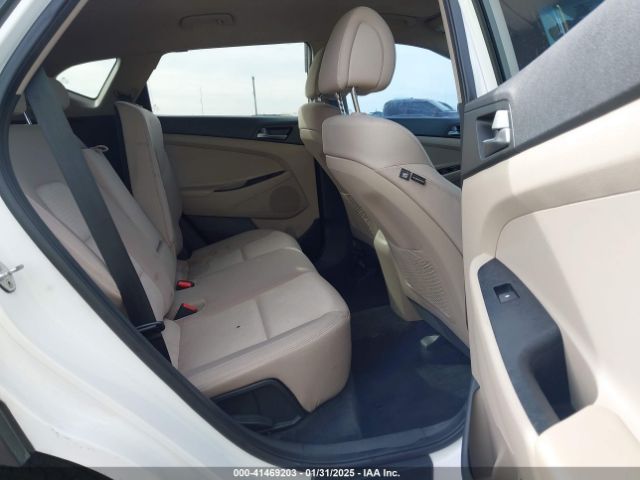 KM8J33A2XGU030795 Hyundai Tucson Sport