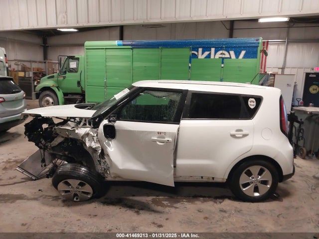 KIA Soul 2016 KNDJN2A27G7838884 Image 14