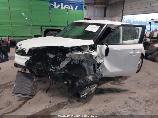 KIA Soul 2016 KNDJN2A27G7838884 Image 2