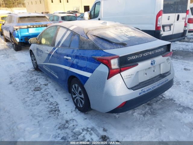 JTDL9MFU7N3040392 Toyota Prius Xle Awd-e