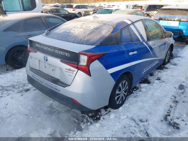 JTDL9MFU7N3040392 Toyota Prius Xle Awd-e