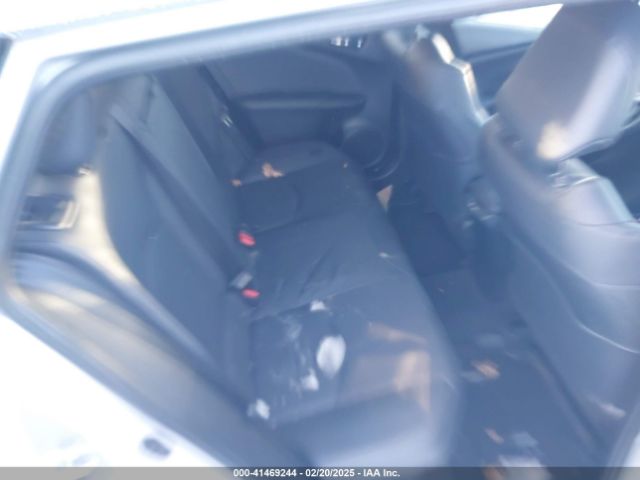 JTDL9MFU7N3040392 Toyota Prius Xle Awd-e