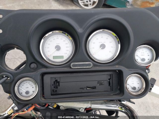 2008 HARLEY-DAVIDSON FLHX 1HD1KB4138Y708834 Photo 6