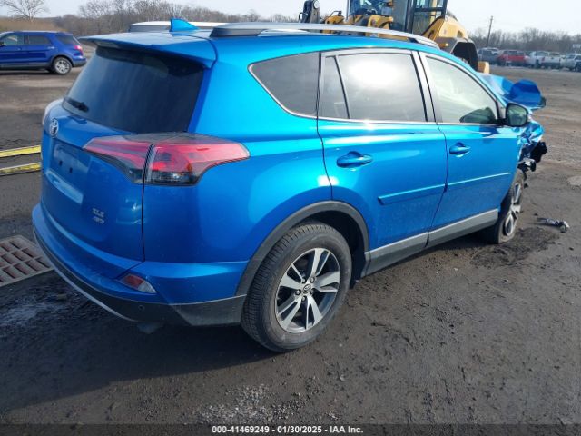 JTMRFREV6JJ235366 Toyota Rav4 Adventure/xle