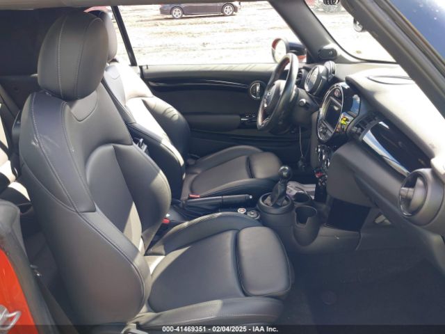 2021 MINI CONVERTIBLE WMWWJ5C09M3M08577 Photo 4