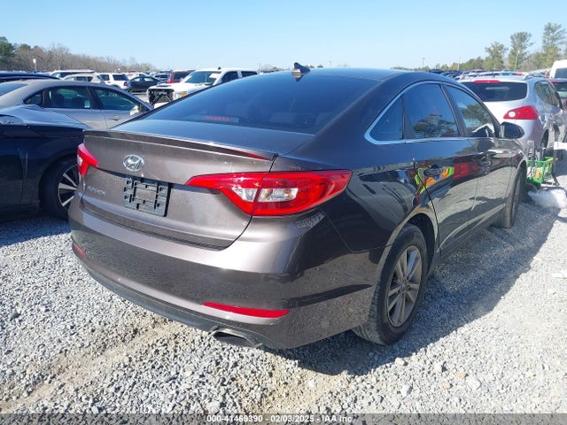 Hyundai SONATA SE 2015 5NPE24AF4FH234647 Image 4