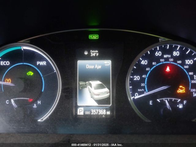 4T1BD1FK9GU191475 Toyota Camry Hybrid Le