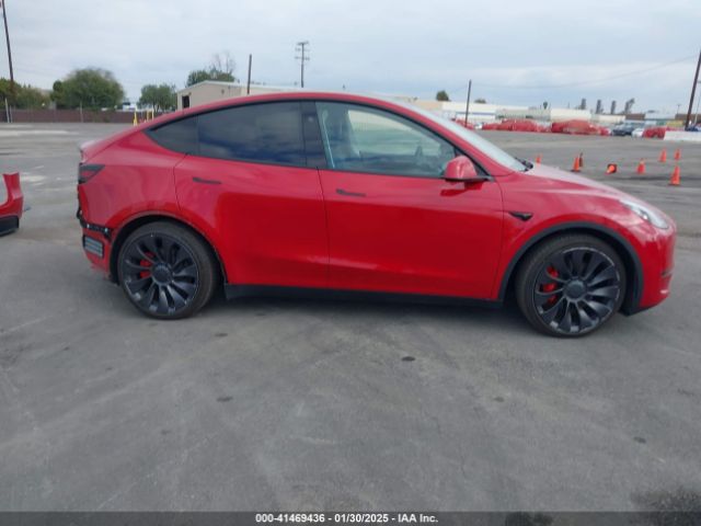 7SAYGDEF7PF976777 Tesla Model Y Performance Dual Motor All-wheel Drive