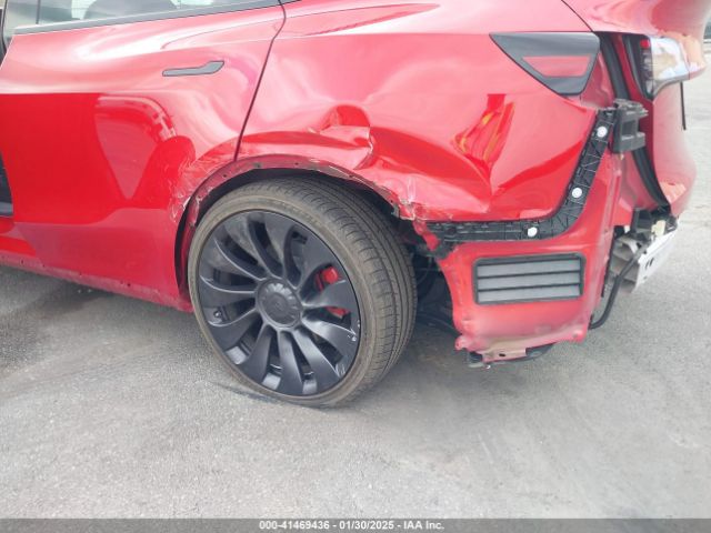 7SAYGDEF7PF976777 Tesla Model Y Performance Dual Motor All-wheel Drive