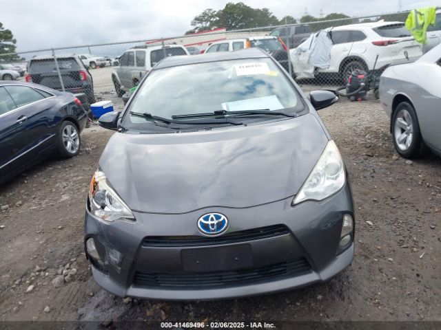 JTDKDTB32E1561016 Toyota Prius C Four