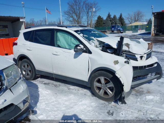 2T3RFREV4FW297132 Toyota Rav4 Xle