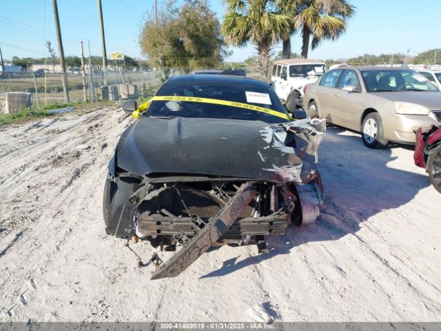 1FA6P8AM7F5313506 Ford Mustang V6