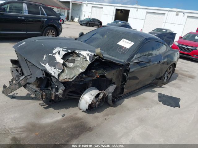 1FA6P8AM7F5313506 Ford Mustang V6