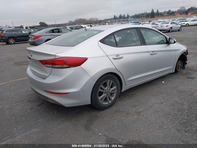 5NPD84LF0HH173372 Hyundai Elantra