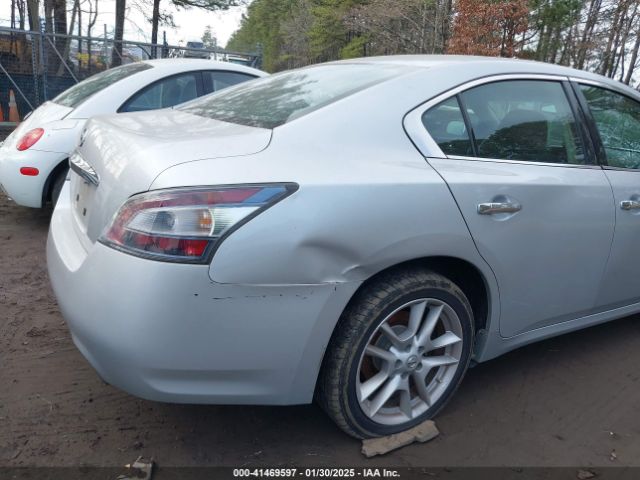 1N4AA5AP4EC499777 Nissan Maxima 3.5 S/3.5 Sv