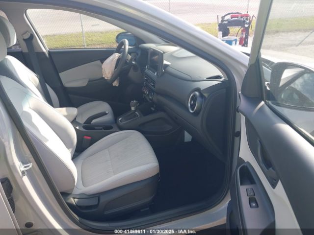 KM8K62AB7PU041422 Hyundai Kona Sel