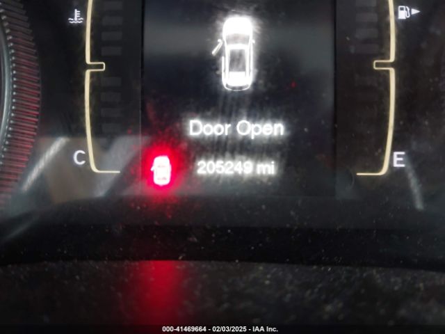 1C4PJMCS9FW510837 Jeep Cherokee Latitude