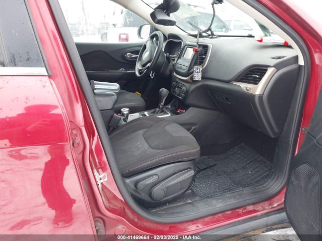 1C4PJMCS9FW510837 Jeep Cherokee Latitude