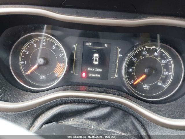 1C4PJMCS9FW510837 Jeep Cherokee Latitude
