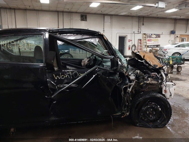 3N1CN7AP0GL912503 Nissan Versa 1.6 S+