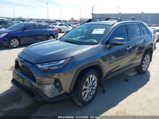 2T3C1RFV0NC207915 Toyota Rav4 Xle Premium