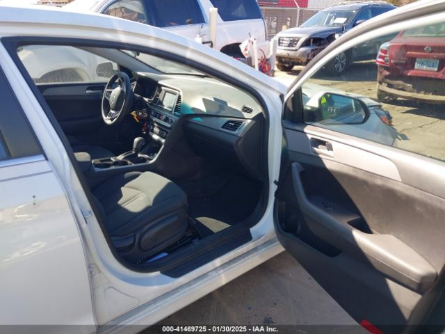 5NPE24AF4JH606920 Hyundai SONATA SE