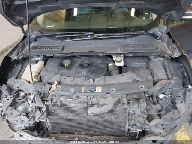 1FMCU9J92GUB63525 Ford Escape Titanium