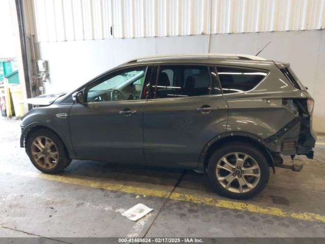 1FMCU9J92GUB63525 Ford Escape Titanium