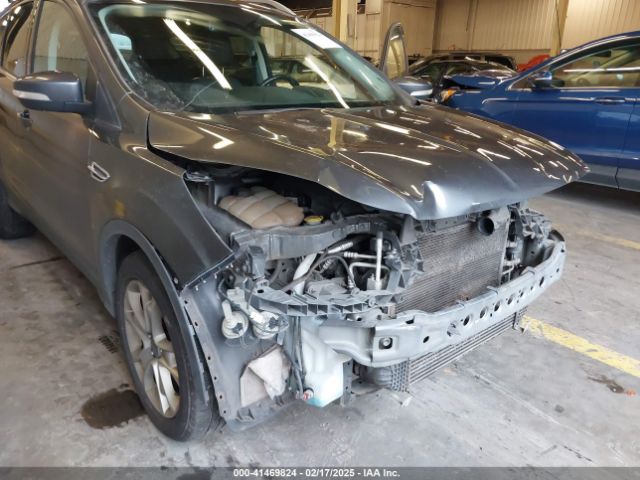 1FMCU9J92GUB63525 Ford Escape Titanium