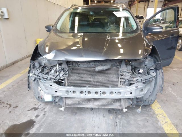 1FMCU9J92GUB63525 Ford Escape Titanium