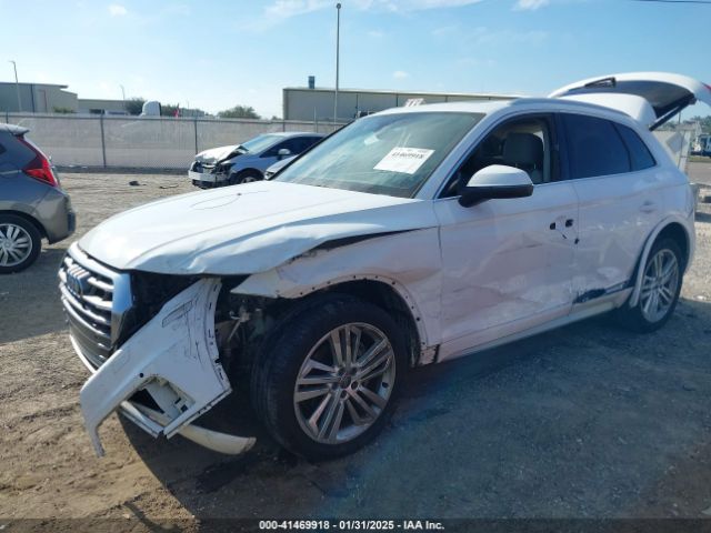 WA1BNAFY6J2170473 Audi Q5 2.0t Premium/2.0t Tech Premium