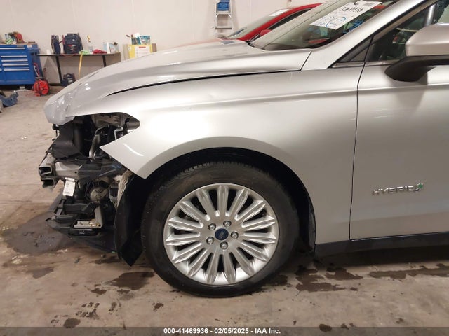Ford Fusion Hybrid S 2015 3FA6P0UU1FR143878 Image 18