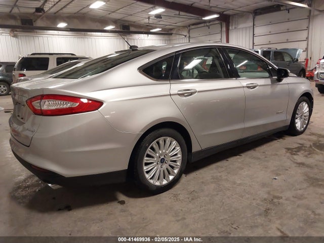 Ford Fusion Hybrid S 2015 3FA6P0UU1FR143878 Image 4