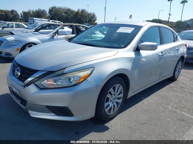 1N4AL3AP9GC223161 Nissan 2016