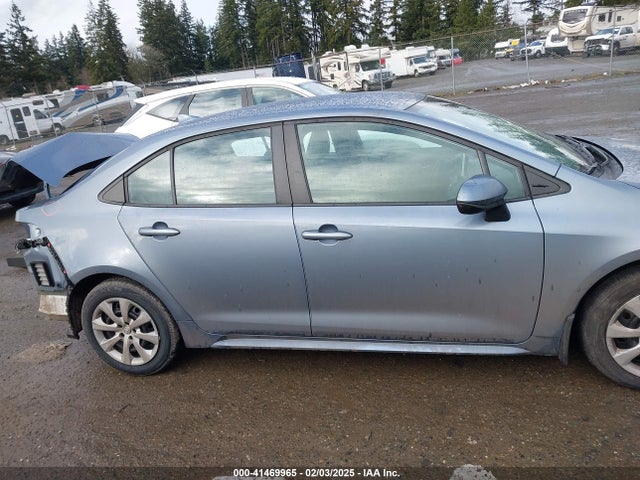 5YFEPMAE8MP269958 Toyota COROLLA LE