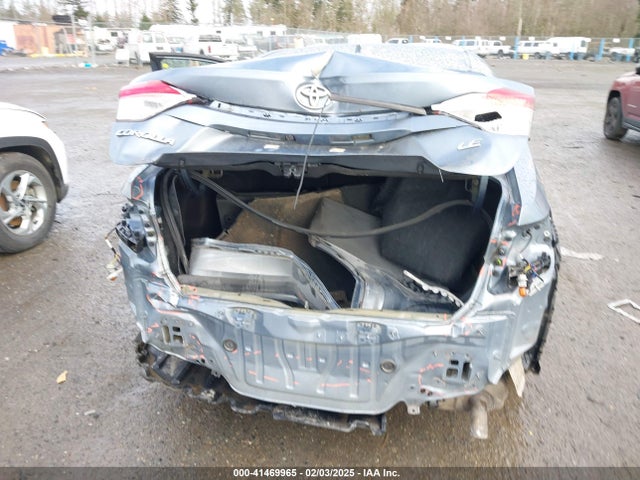 5YFEPMAE8MP269958 Toyota COROLLA LE