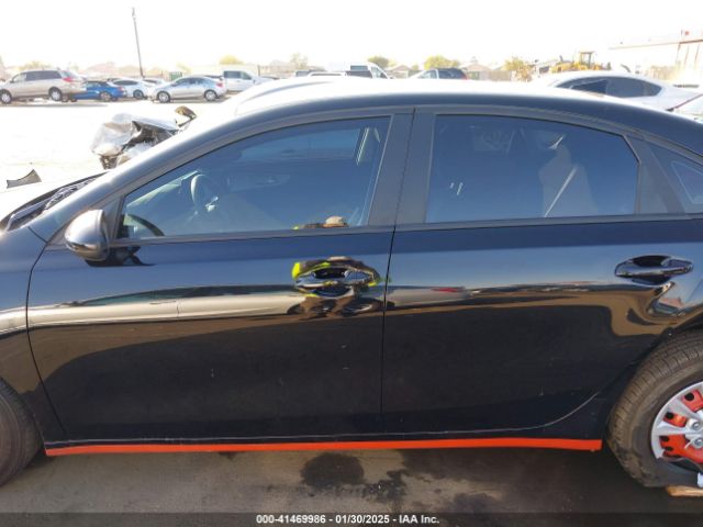 3KPF24AD7PE684267 KIA FORTE LX